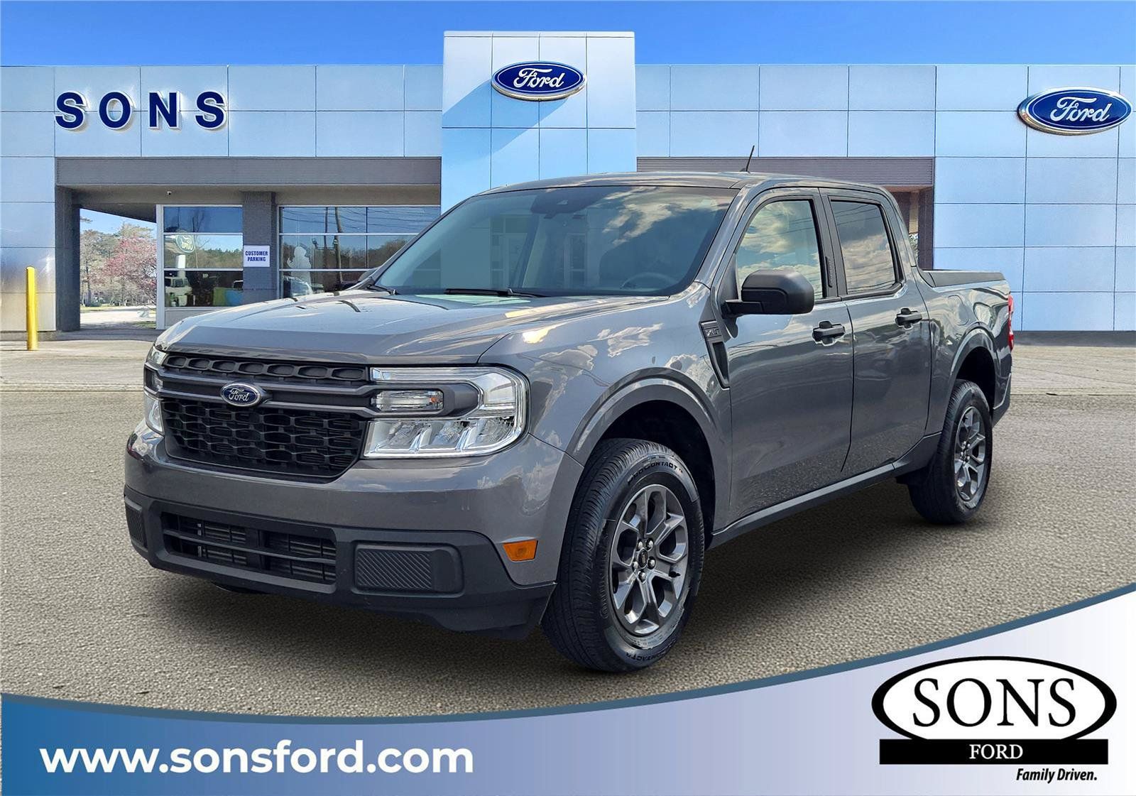 Certified 2023 Ford Maverick XLT FWD image 1