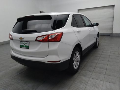 Used 2021 Chevrolet Equinox LS w/ LS Convenience Package FWD image 9