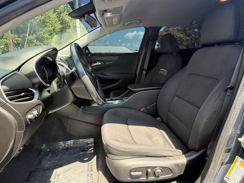 Used 2019 Chevrolet Malibu RS w/ LPO, Convenience Package 1 FWD image 11