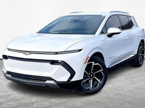 Used 2024 Chevrolet Equinox EV LT image 1