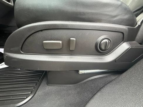 Used 2011 Buick Enclave CXL AWD/4WD image 30