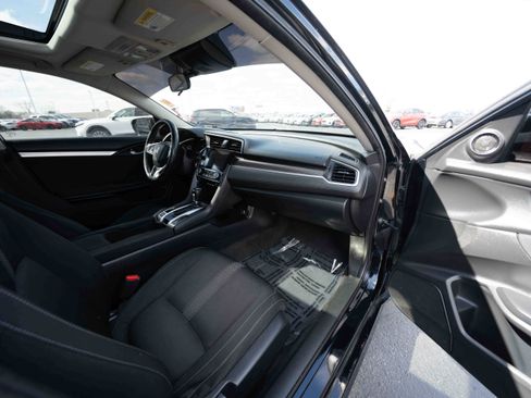 Used 2019 Honda Civic EX image 25