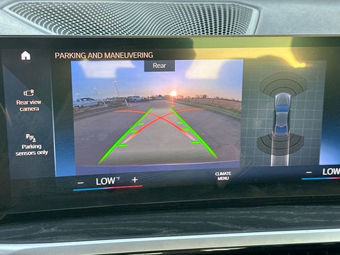 Used 2023 BMW 330i Sedan image 17