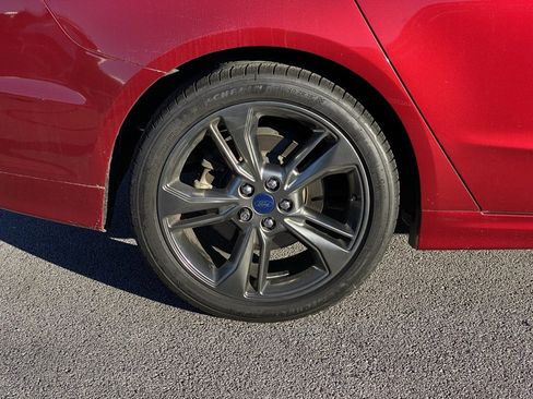 Used 2017 Ford Fusion Sport w/ Equipment Group 401A image 9