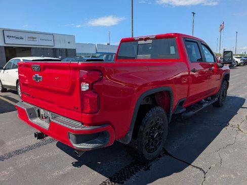 Used 2024 Chevrolet Silverado 2500 LT w/ Z71 Sport Edition AWD/4WD image 10