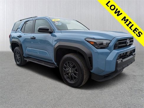 Used 2025 Toyota 4Runner SR5 image 1