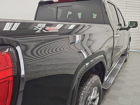 New 2026 GMC Sierra 1500 SLT w/ SLT Premium Plus Package AWD/4WD image 9