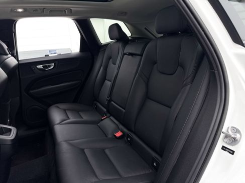 Used 2023 Volvo XC60 B5 Plus w/ Protection Package Premier FWD image 29