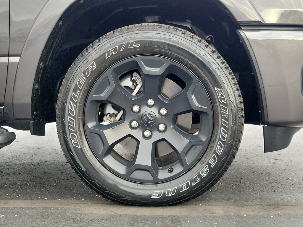 Used 2025 RAM 1500 Big Horn AWD/4WD image 9