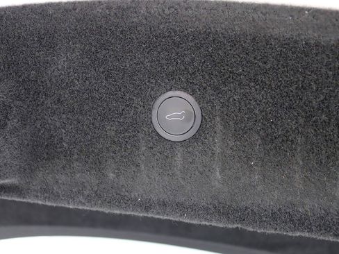 Used 2021 Tesla Model S Long Range image 40