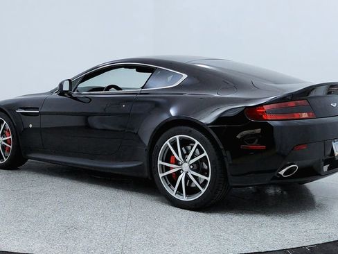 Used 2015 Aston Martin V8 Vantage Coupe RWD image 3