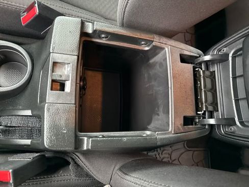 Used 2017 Jeep Wrangler Unlimited Sport w/ Mopar Black Appearance Group image 27