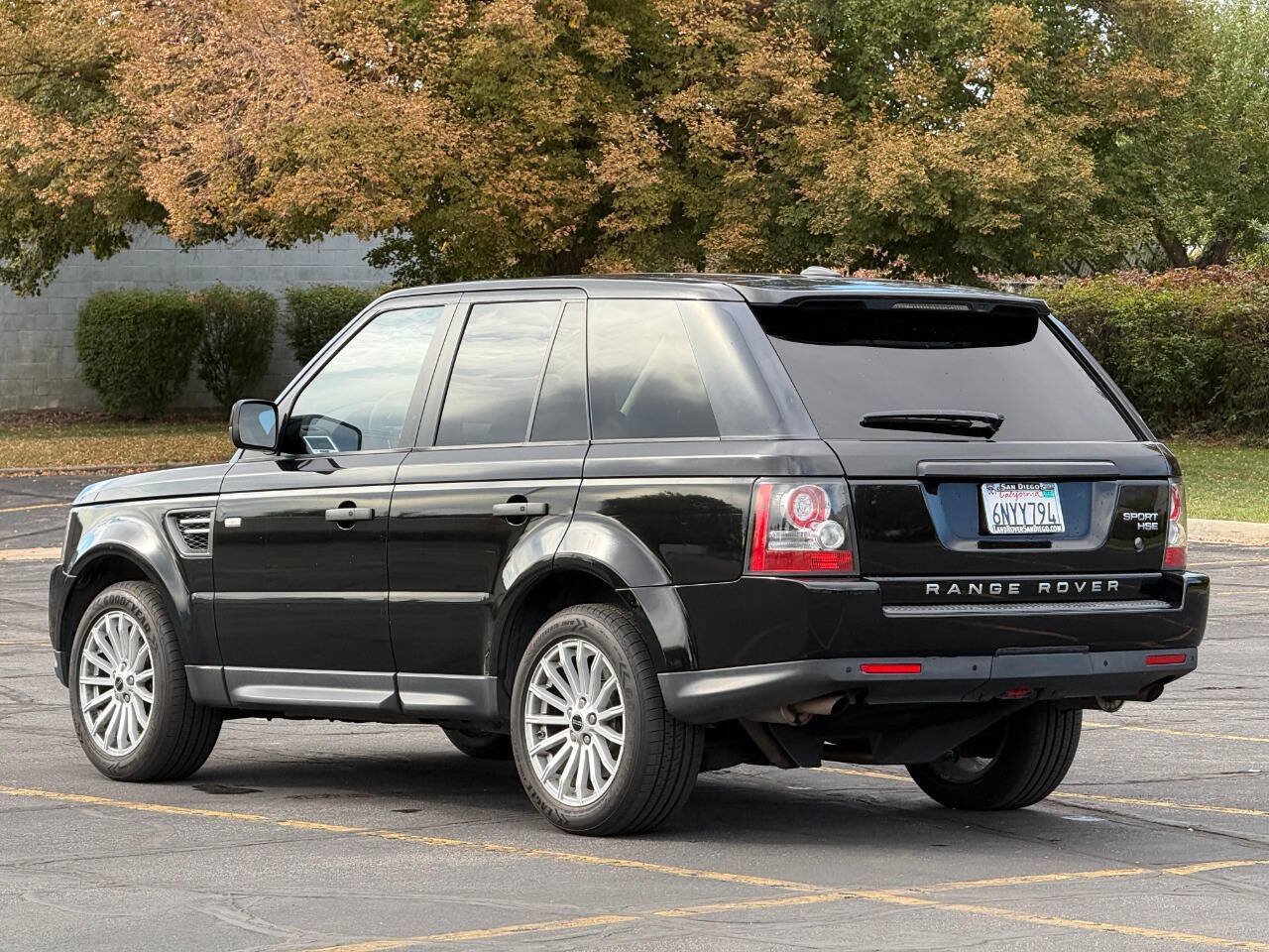 Used 2011 Land Rover Range Rover Sport HSE AWD/4WD image 3