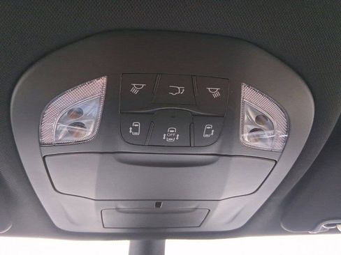 New 2026 Chrysler Pacifica Select image 37
