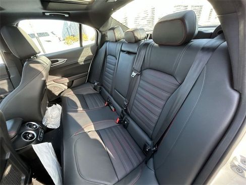 New 2025 Alfa Romeo Giulia AWD w/ Driving Assist Package image 13