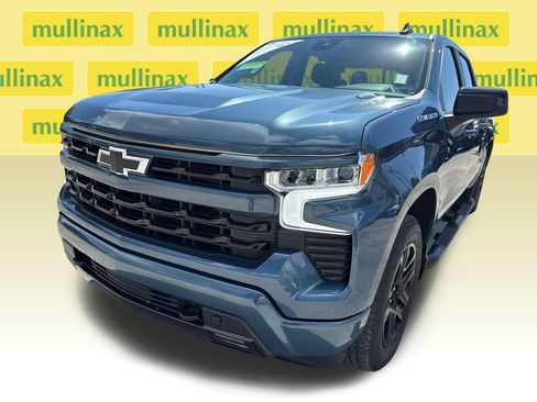 Used 2024 Chevrolet Silverado 1500 RST w/ Convenience Package II RWD image 10