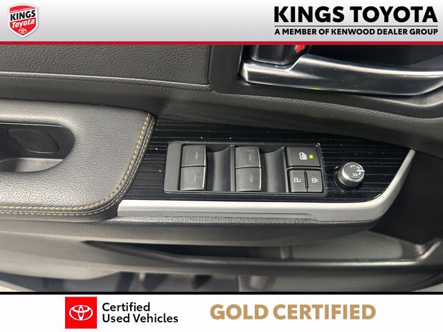 Certified 2025 Toyota Sienna XLE Woodland Edition AWD/4WD image 11