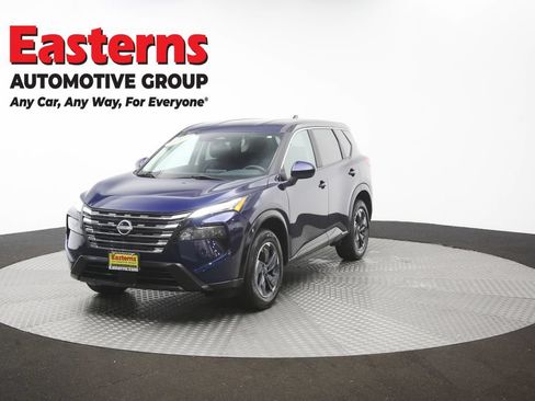Used 2024 Nissan Rogue SV AWD/4WD image 54