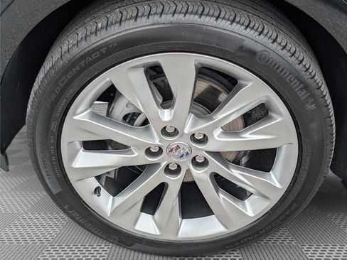 Used 2023 Buick Envision Avenir AWD/4WD image 11