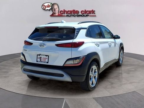 Used 2022 Hyundai Kona SEL FWD image 5