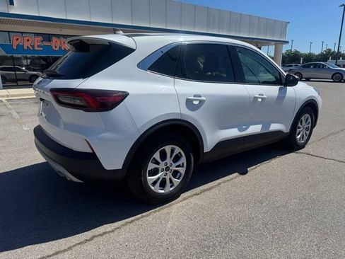 Used 2024 Ford Escape Active FWD image 3