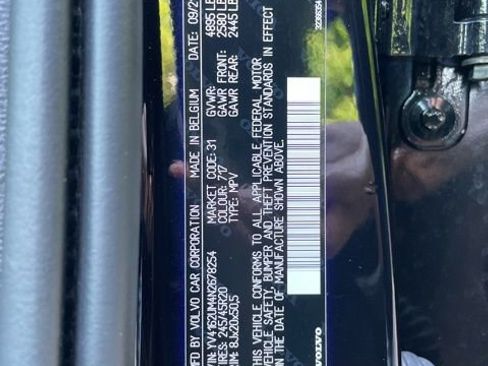 Certified 2022 Volvo XC40 T5 R-Design AWD/4WD image 26