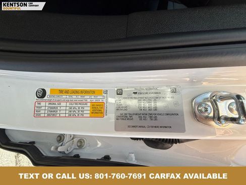 Used 2025 GMC Yukon XL Denali AWD/4WD image 40