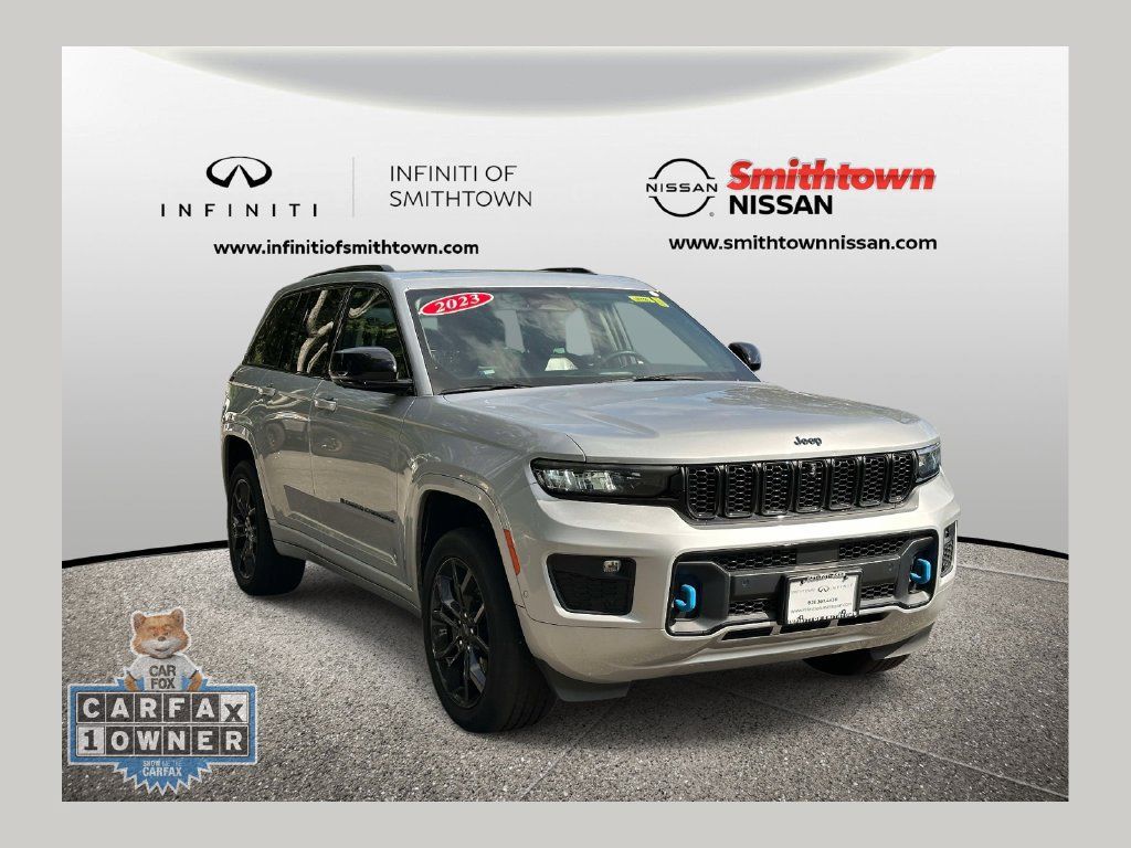 Used 2023 Jeep Grand Cherokee 30th Anniversary AWD/4WD image 1