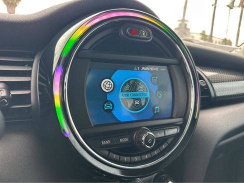 Used 2019 MINI Cooper S FWD image 5