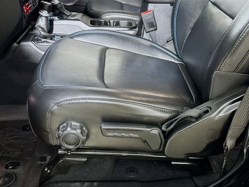 Used 2023 Jeep Wrangler Unlimited Rubicon 4xe w/ Safety Group image 21