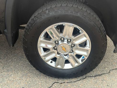 Certified 2024 Chevrolet Silverado 2500 High Country w/ Z71 Off-Road Package AWD/4WD image 15