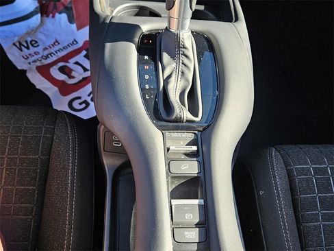 Used 2024 Honda HR-V LX image 18