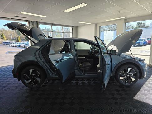 New 2026 Hyundai Ioniq 5 SEL image 18