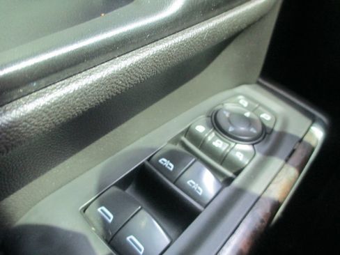 Used 2022 GMC Sierra 2500 Denali image 30