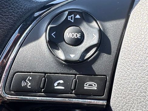 Used 2020 Mitsubishi Outlander LE AWD/4WD image 23