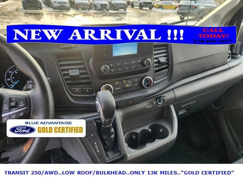 Used 2024 Ford Transit 250 Low Roof AWD w/ Exterior Upgrade Package image 14