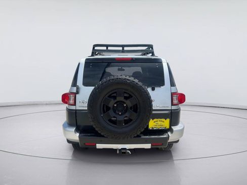Used 2007 Toyota FJ Cruiser 4WD image 4
