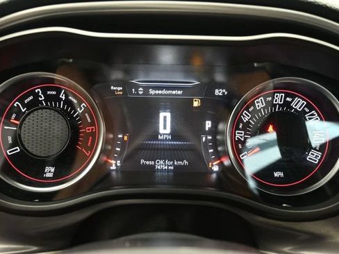 Used 2019 Dodge Challenger R/T RWD image 31