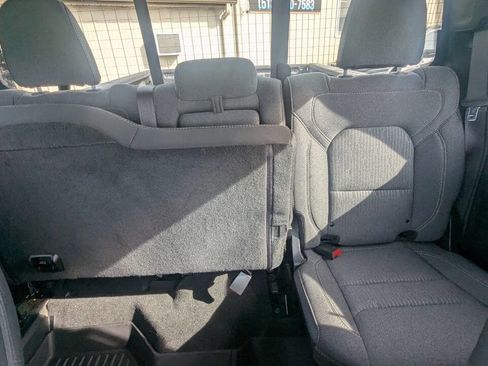 Used 2019 RAM 1500 Big Horn AWD/4WD image 21