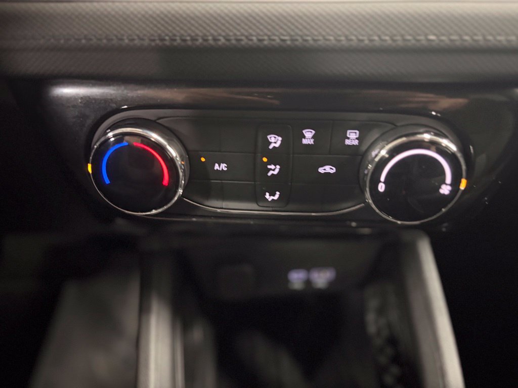 Used 2024 Chevrolet TrailBlazer LT FWD image 26