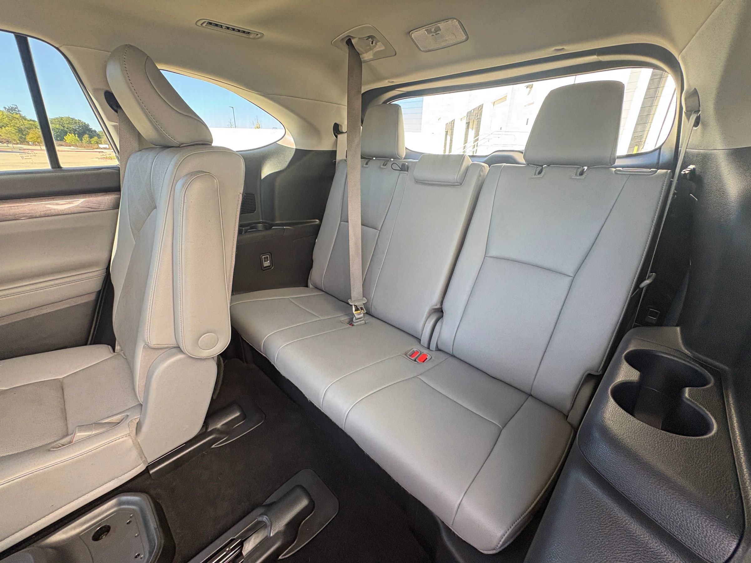 Used 2021 Toyota Highlander Platinum FWD image 20
