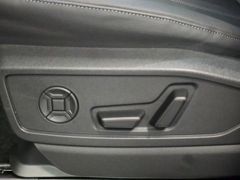 New 2025 Audi Q5 Premium Plus w/ Premium Plus image 25