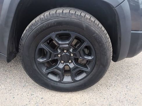 Certified 2020 Jeep Cherokee Trailhawk w/ Cold Weather Group image 26