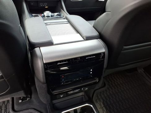 New 2026 Jeep Grand Wagoneer Limited AWD/4WD image 11