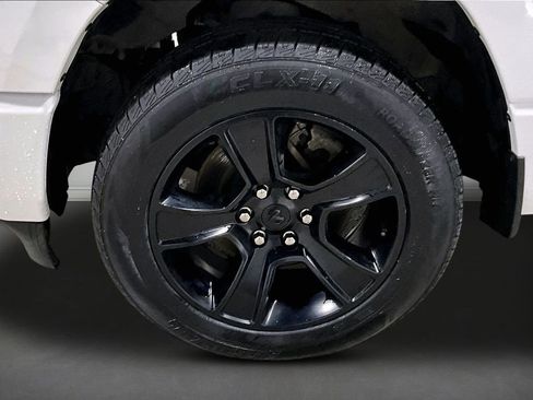 Used 2023 RAM 1500 Big Horn AWD/4WD image 34