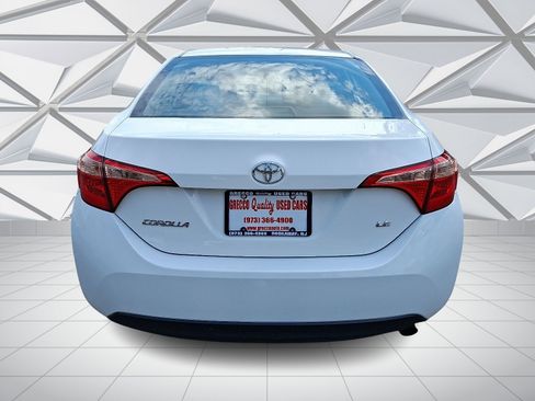 Used 2019 Toyota Corolla LE image 9