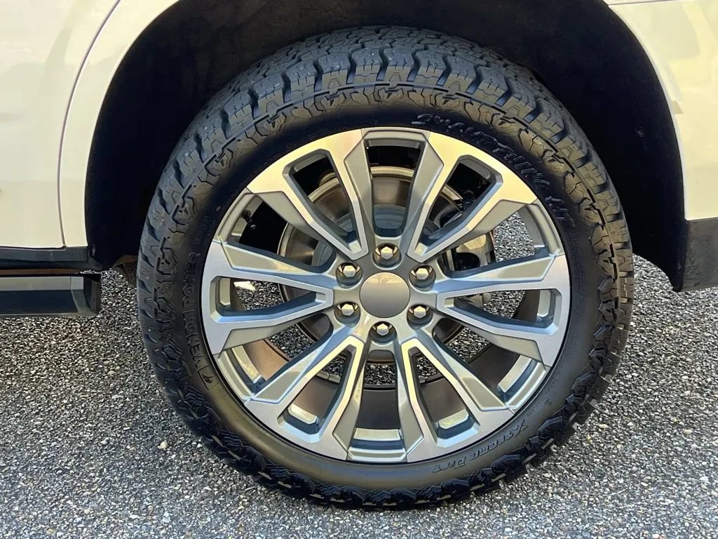 Used 2022 GMC Yukon Denali AWD/4WD image 48