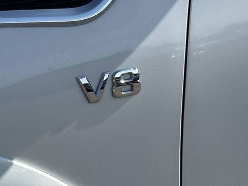 Used 2021 Nissan Armada SV w/ SV Appearance Package AWD/4WD image 32