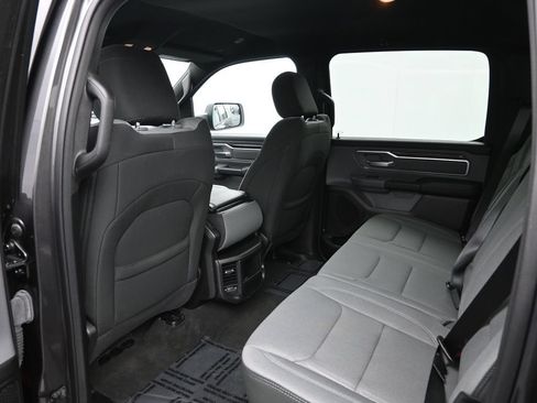 Used 2022 RAM 1500 Big Horn AWD/4WD image 29