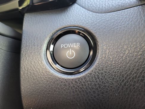 Certified 2025 Toyota Camry LE image 28